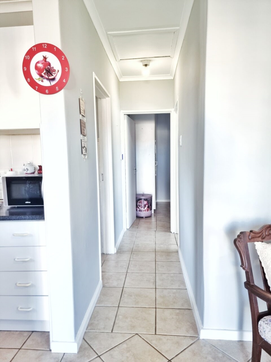 2 Bedroom Property for Sale in Kabega Park Eastern Cape